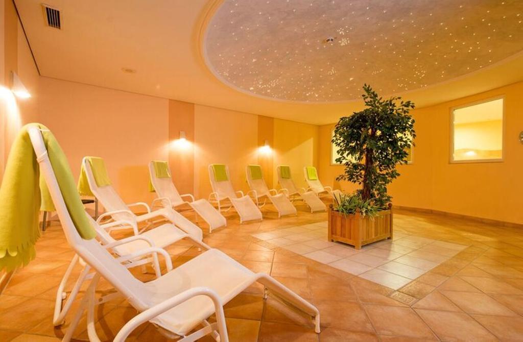 Maifeld Sport- Und Tagungshotel Werl Exteriör bild