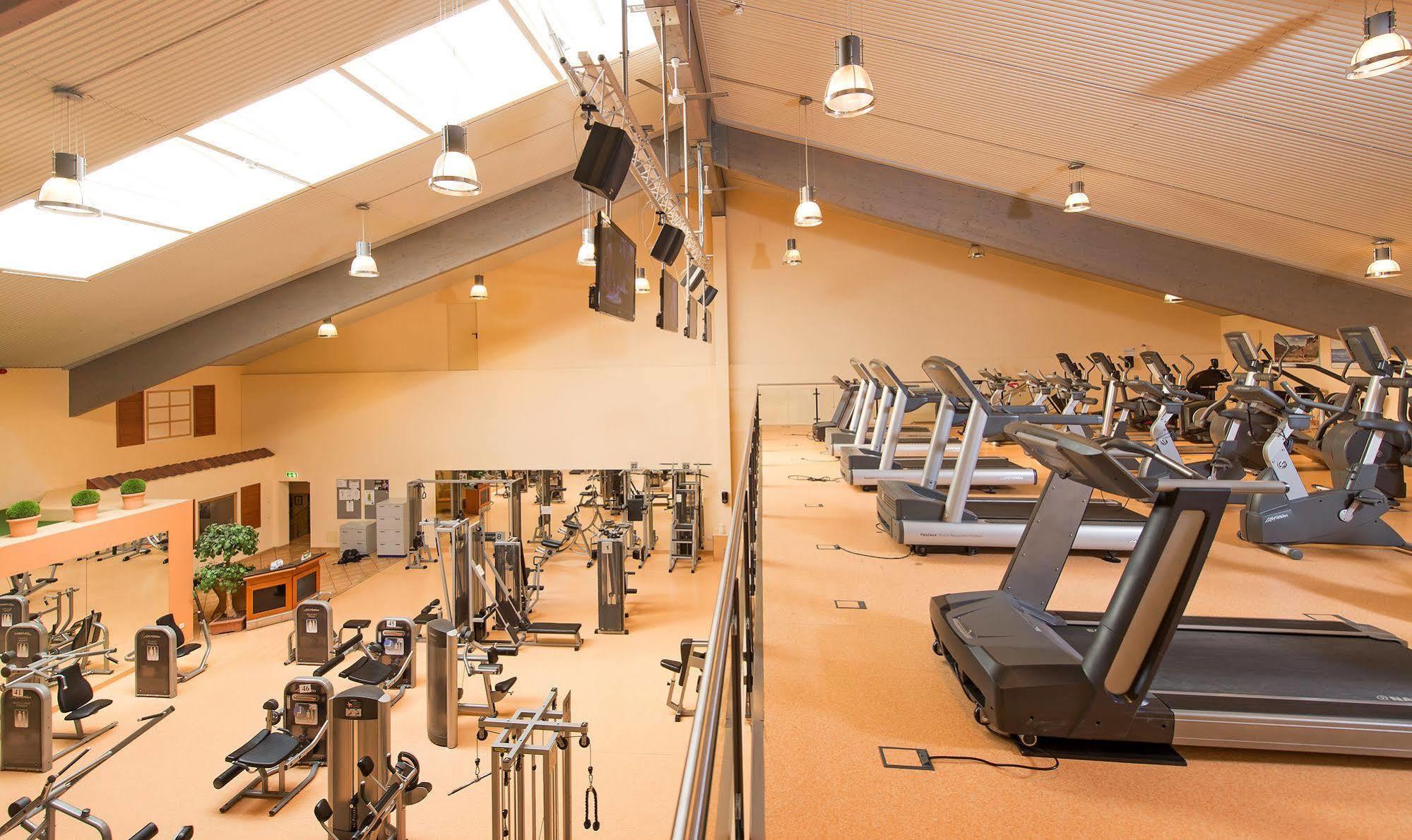 Maifeld Sport- Und Tagungshotel Werl Exteriör bild