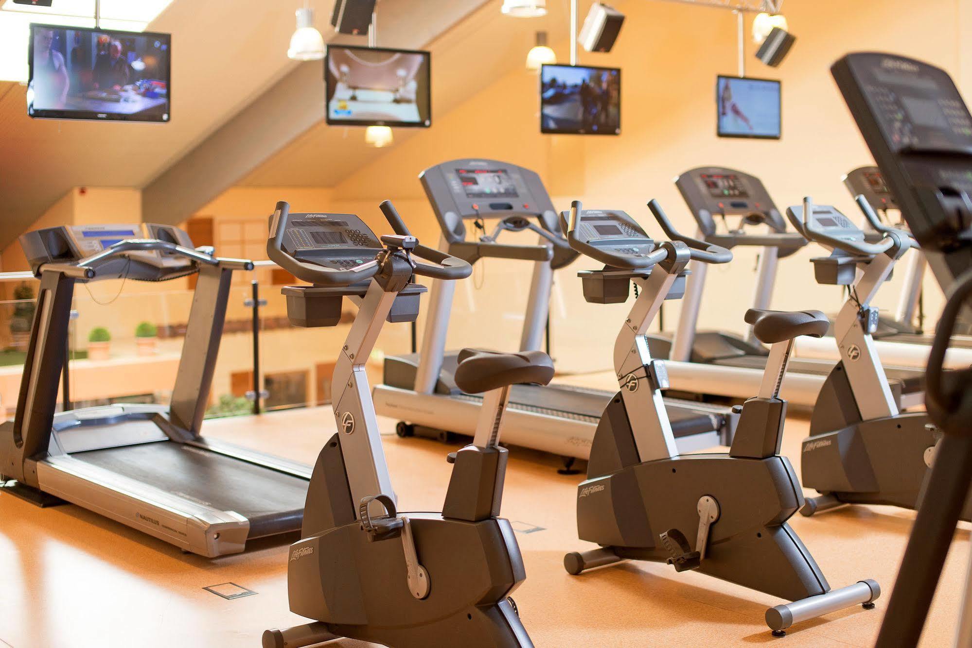 Maifeld Sport- Und Tagungshotel Werl Exteriör bild